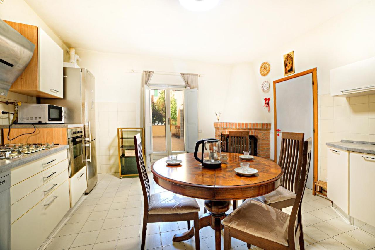 Alfio'S Apartment In Siena Zewnętrze zdjęcie